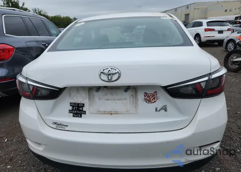 2017 Toyota Yaris Ia из США, поврежденный, VIN 3MYDLBYV9HY167660